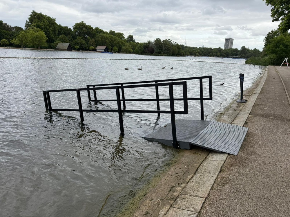 Lake swimming access ramp